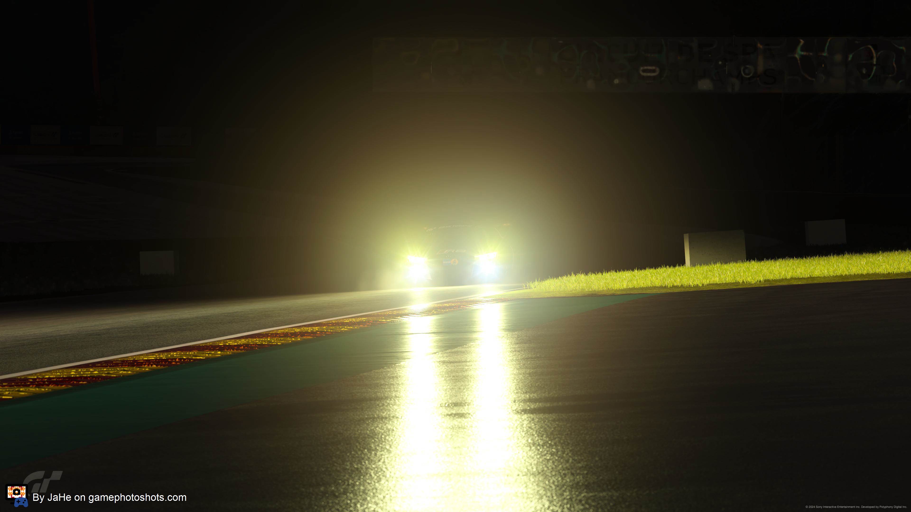 Audi R8 LMS Spa Francorchamps at a Rainy night