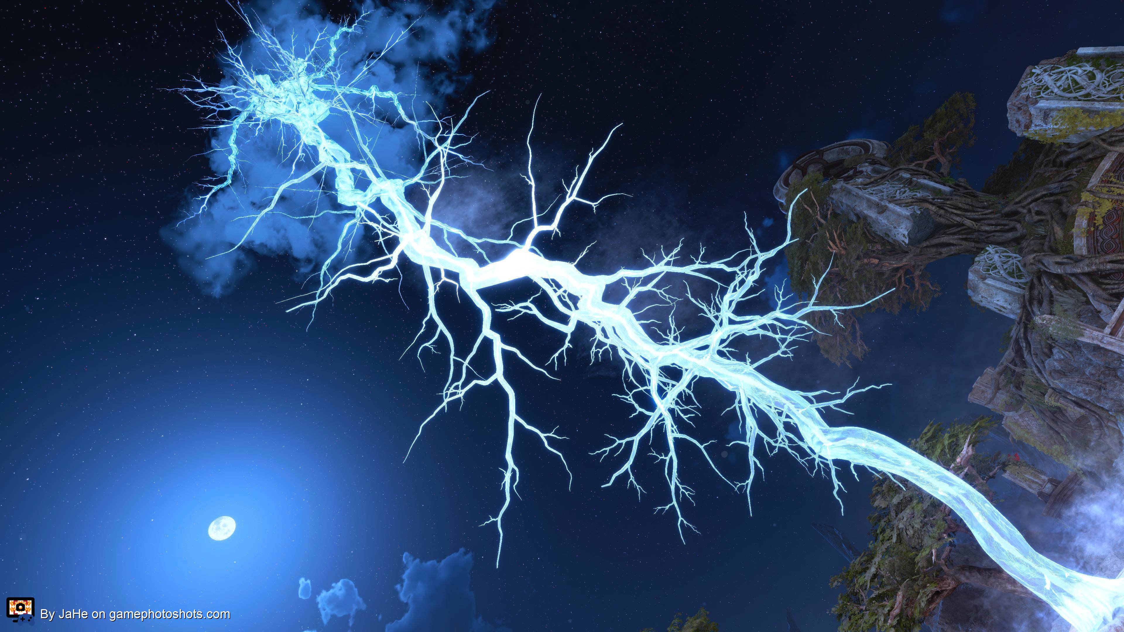 Frozen lightning